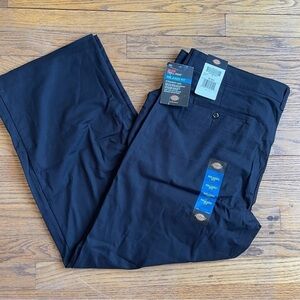 NEW Dickies Womens Flex Twill Relaxed Fit Straight Leg Work Pant Black 18 Sh NWT